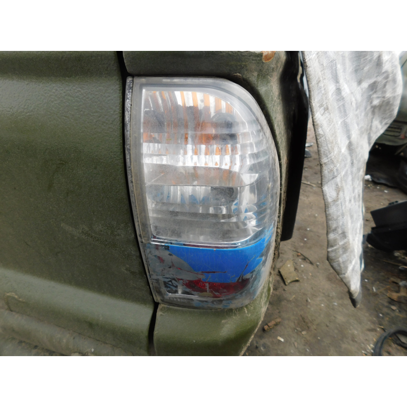 Фонарь задній правий MITSUBISHI L200