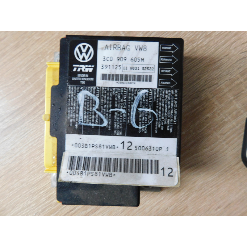Блок керування подушками безпекі  AIRBAG  VW PASSAT B6. 3C0909605M.