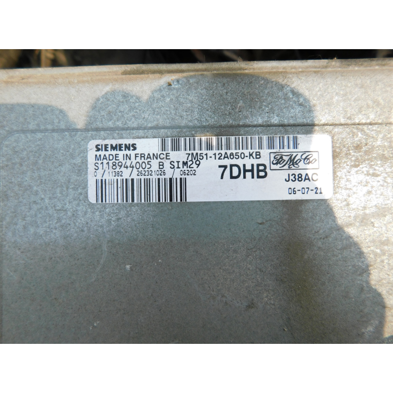 Блок керування двигуном  FORD FOCUS 2.  1.6  16V. 7M51-12A650-KB