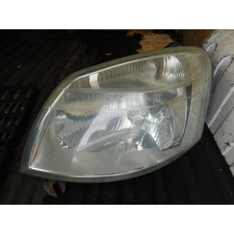 Фара передня ліва CITROEN BERLINGO. 9644150980.