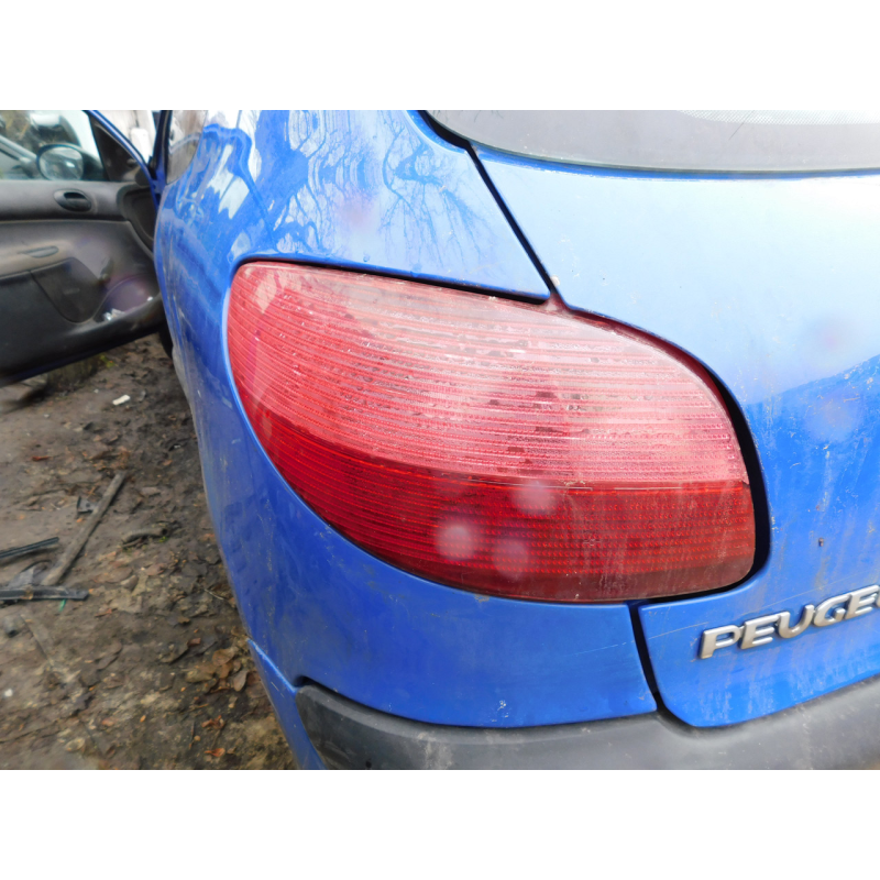 Фонарь задній лівий  PEUGEOT 206.