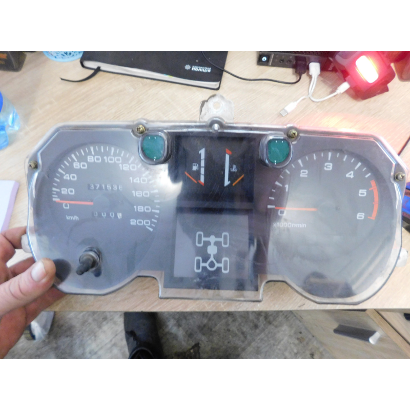 Панель приладів  MITSUBISHI  PAJERO SPORT  MR962116.