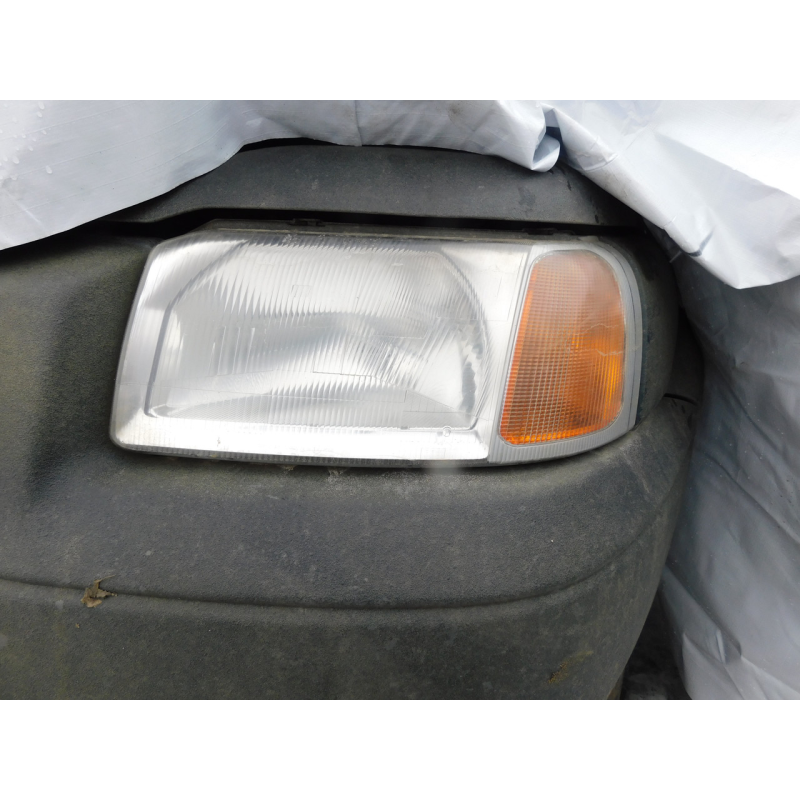 Фара передня ліва  LAND ROVER FREELANDER 1.
