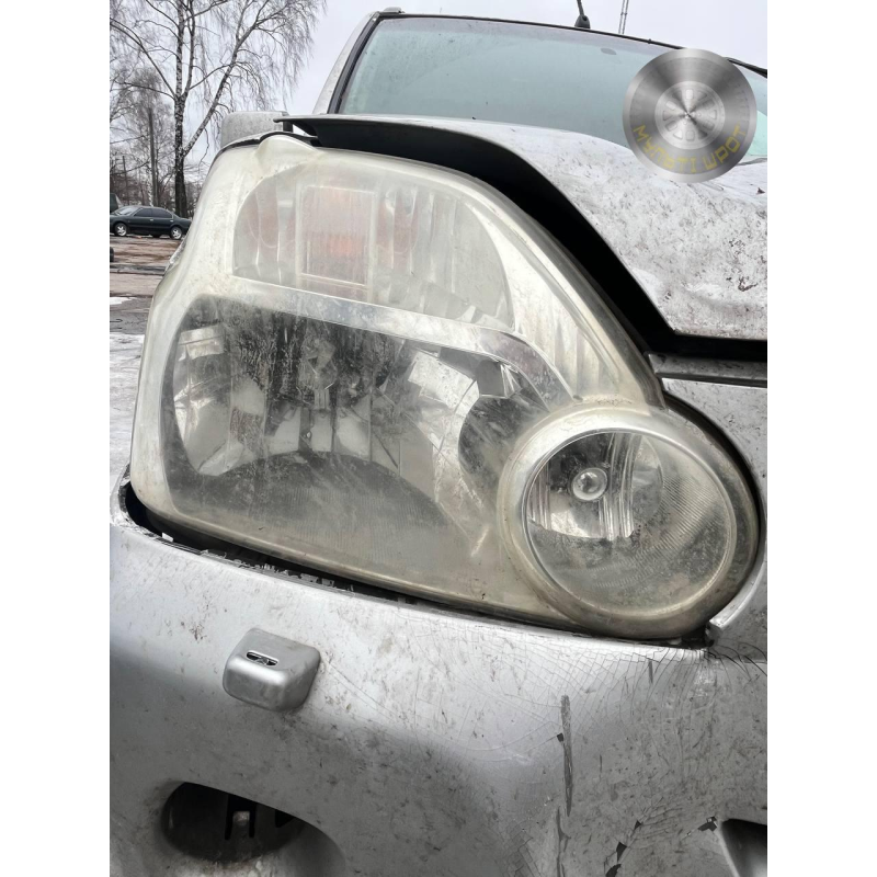 Права передня фара Nissan X-Trail T31 (2007–2014) б/у