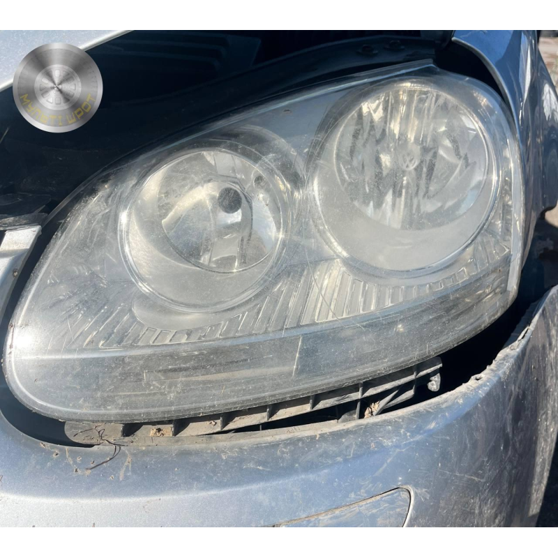 Фара передня права Volkswagen Jetta
