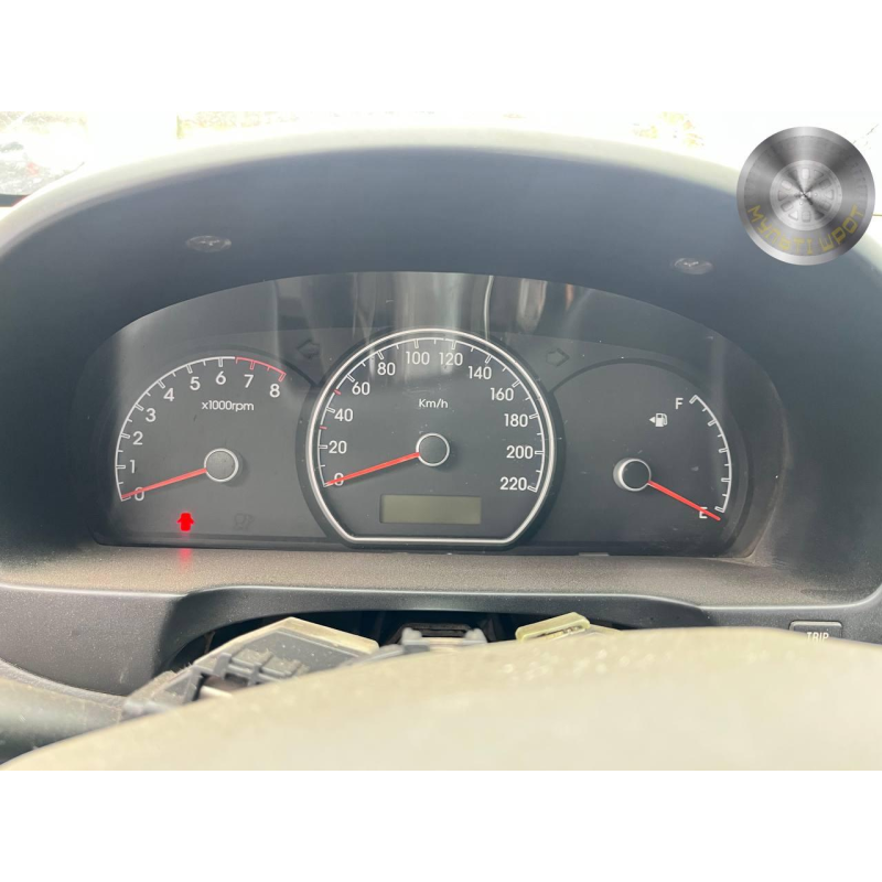 Панель приладів Hyundai Elantra 2007