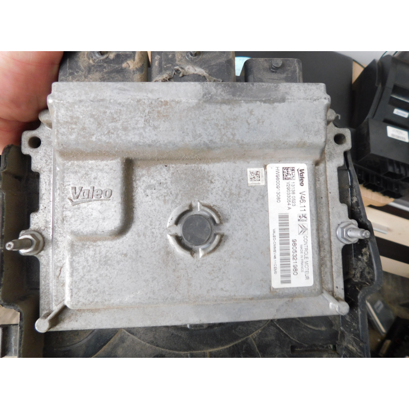 Блок керування двигуном  PEUGEOT 301.9805321980.  V29033054A