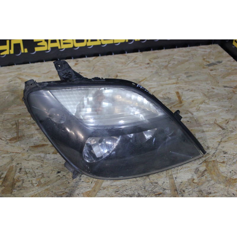 Фара передня права Renault Scenic 1